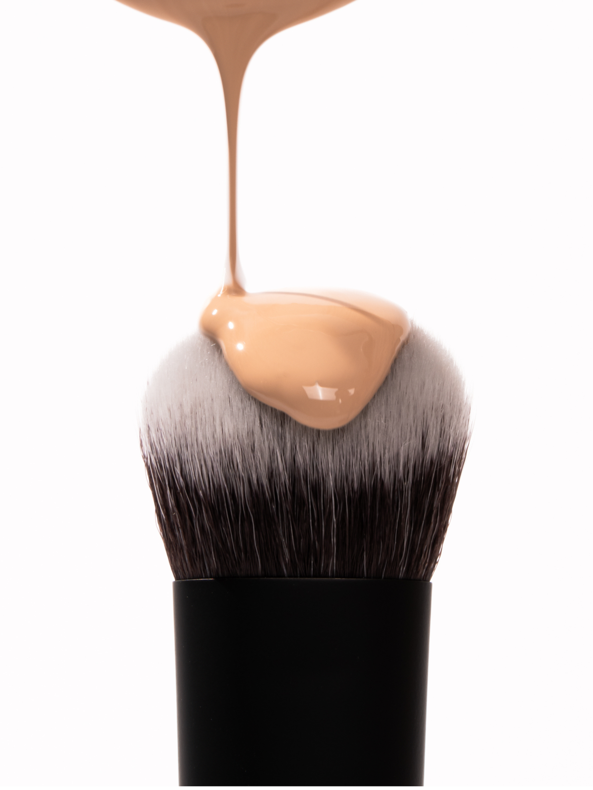 YB16 Skin Perfecting Foundation Brush